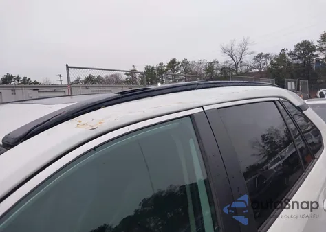 2022 Toyota Rav4 Xle Premium из США, поврежденный, VIN 2T3A1RFV0NW313836